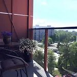 Orange Sipelga Balcony & Free Parking Tallinn